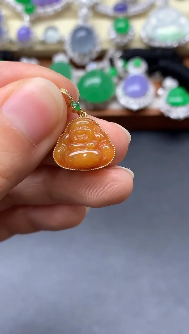 颈饰18K金镶嵌翡翠13-中国好珍宝