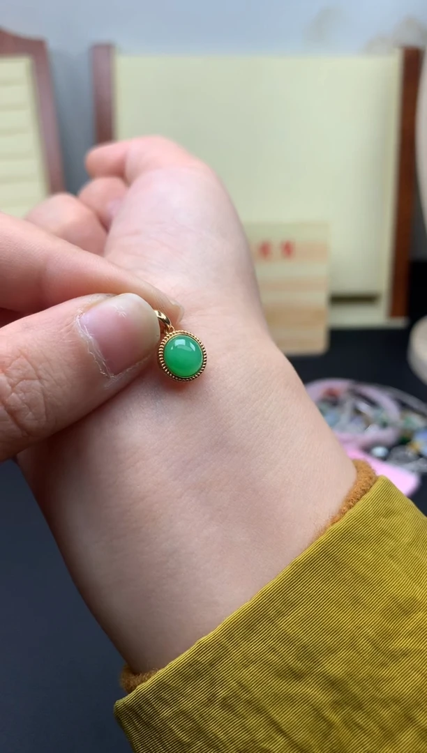 【闪购商品】定制翡翠18K金镶嵌//////////