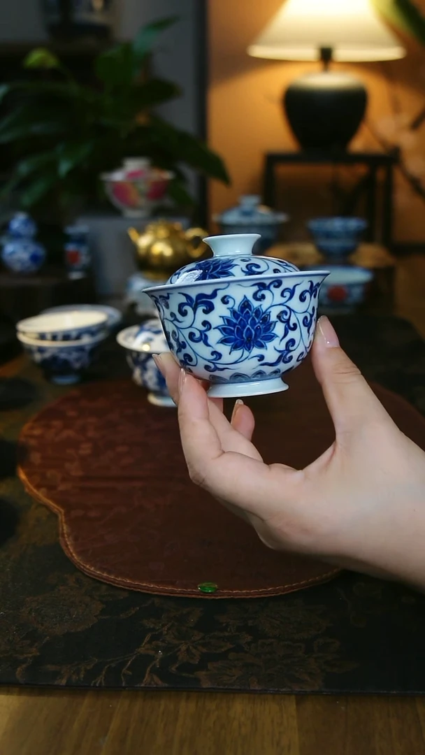 缠枝莲元宝盖碗1111111