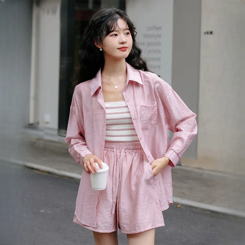 香朵儿洋气条纹背心衬衫短裤三件套2025夏季新款流行时尚女装套装