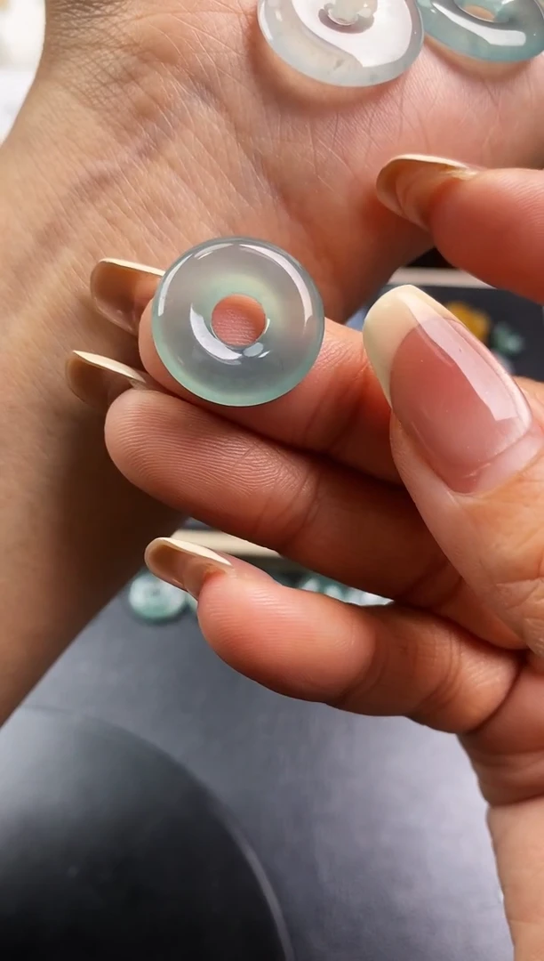 翡翠裸石甜甜圈199一尘