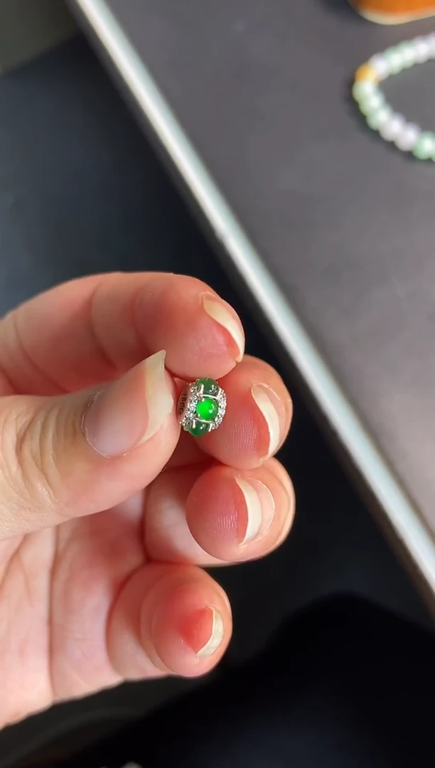 吊坠(不含链)银S925镶嵌翡翠1