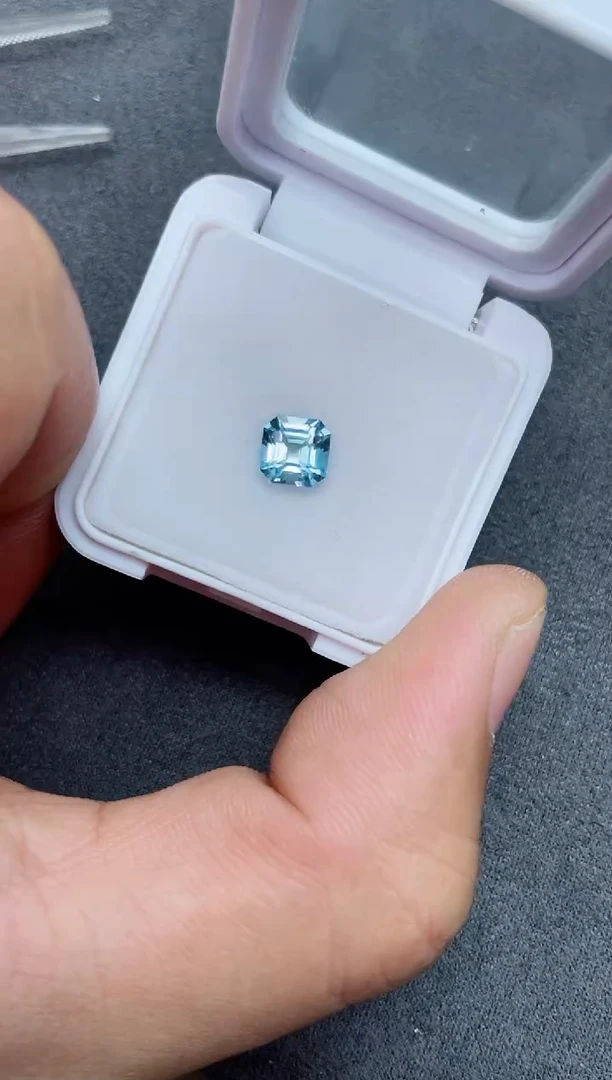 裸石海蓝宝石1.28ct