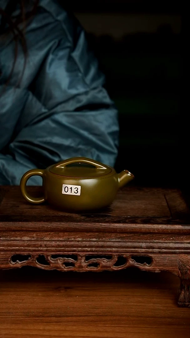 杯013号茶叶末炮嘴汉瓦壶