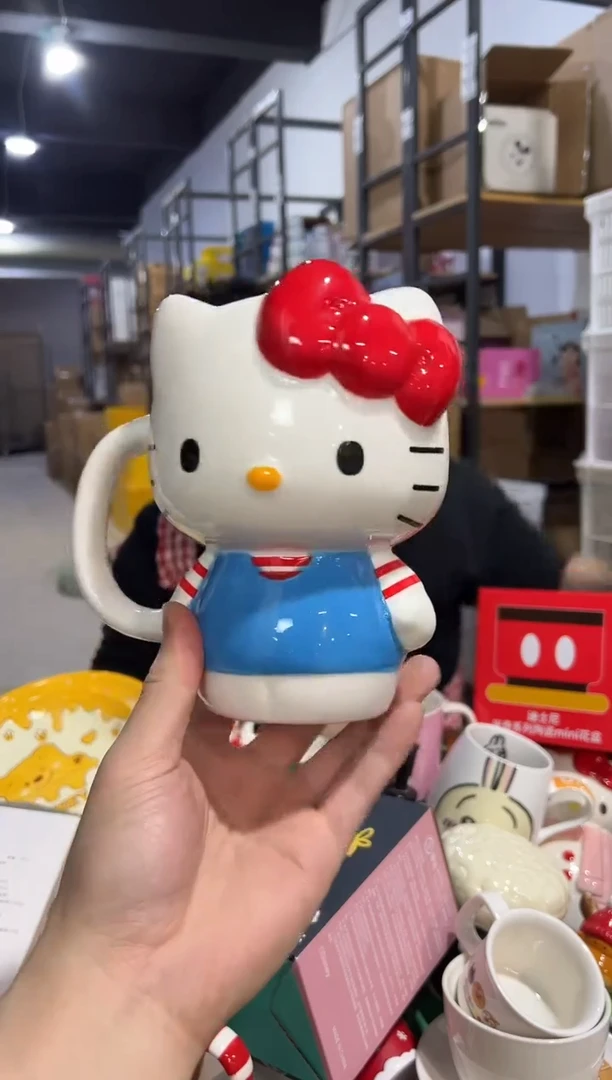 【闪购商品】杯陶瓷条纹kt全身杯