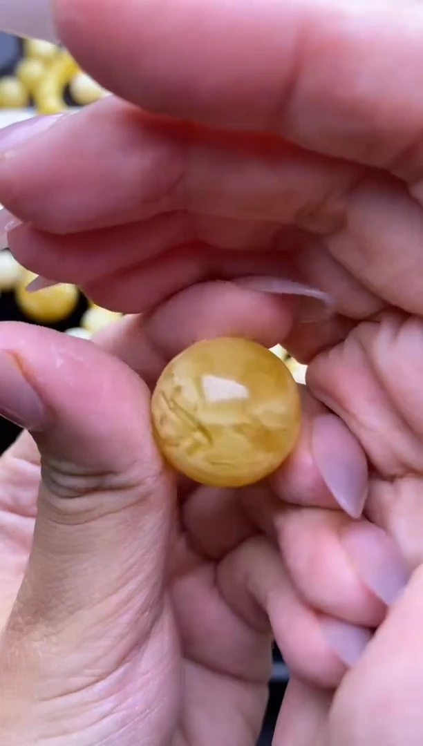 未镶嵌琥珀裸石 大小姐珠宝严选66
