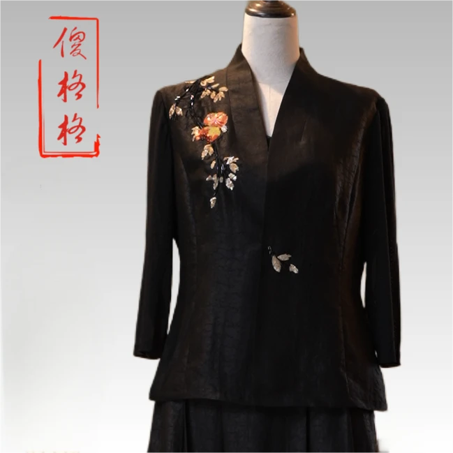 825340新款香云纱重工钉珠西装外套走秀款潮流外套