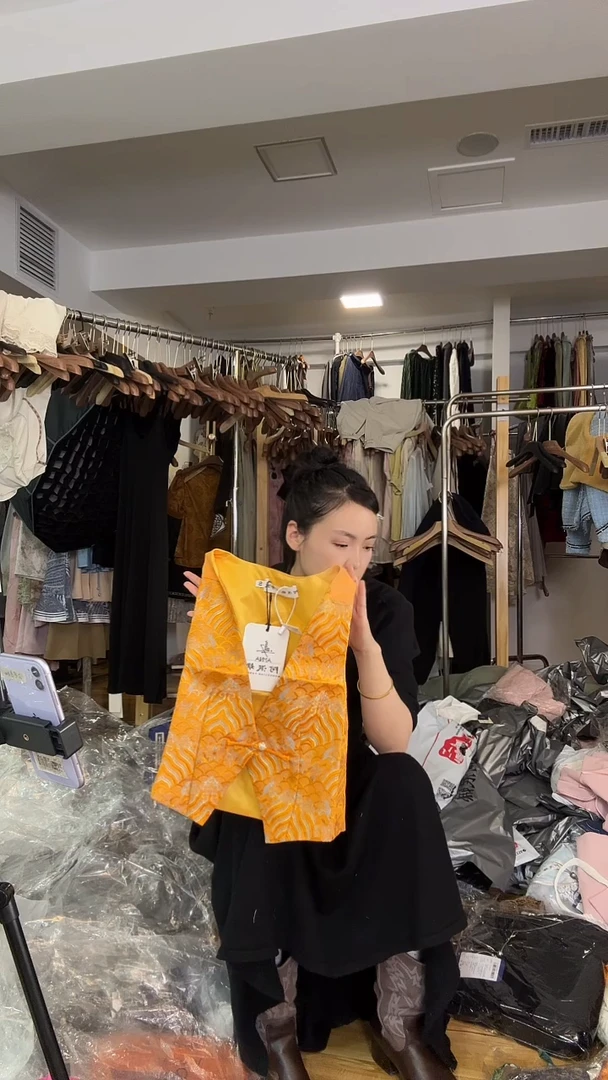 XL                  马甲