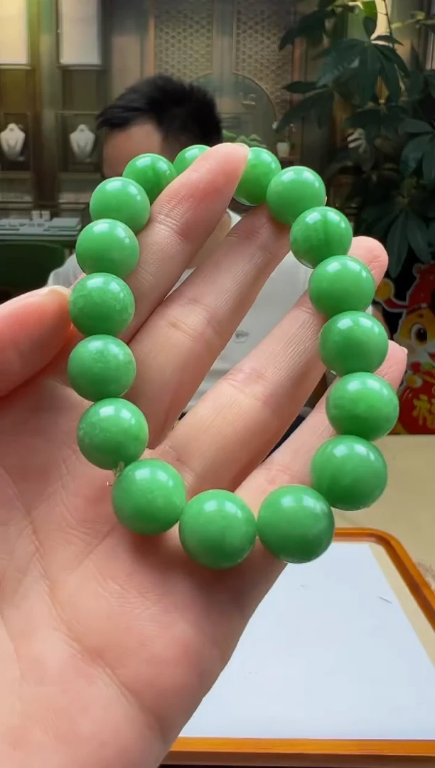 翡翠未镶嵌颈饰YY2025-7-18-35