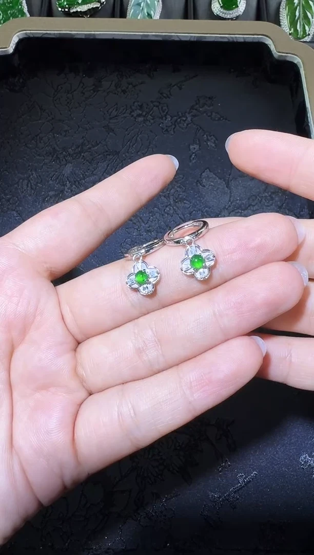 【闪购商品】翡翠耳饰银S925镶嵌耳包