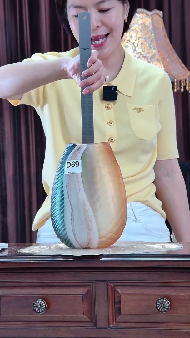 琉璃手工艺品磨刻D69