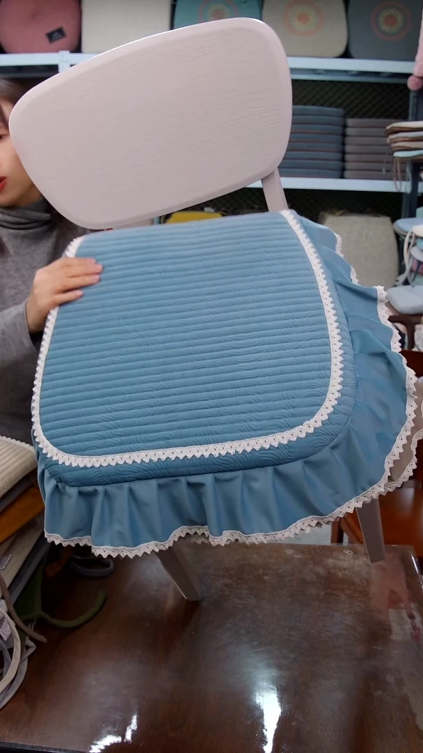 布细绒—横条：蓝色6个