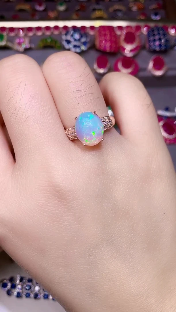 银S925镶嵌欧泊戒指...