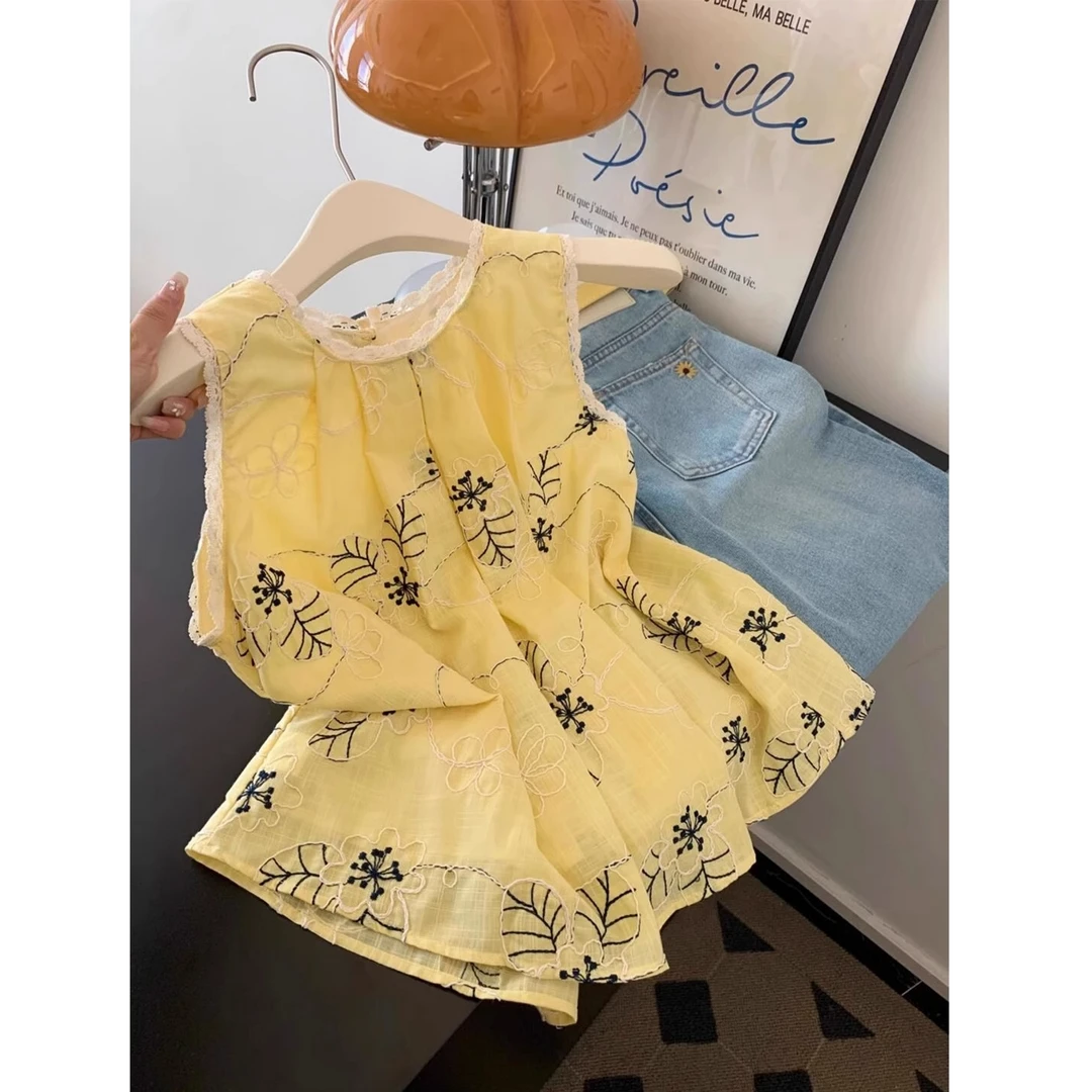 法式黄色蕾丝花边刺绣吊带背心女夏季外穿小香风洋气减龄无袖上衣