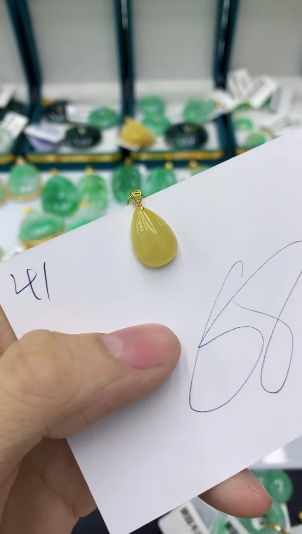 【闪购商品】翡翠颈饰18K金镶嵌11111111111