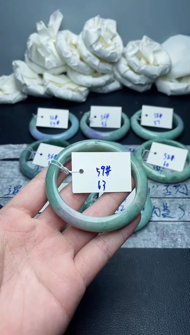 未镶嵌手镯翡翠63