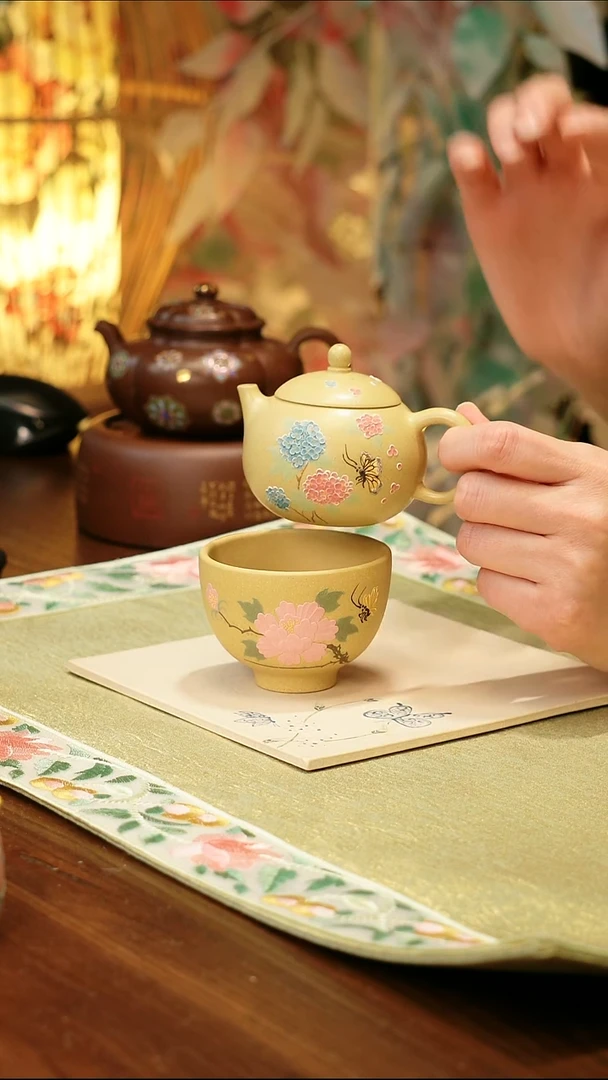 宜兴原矿手工紫砂壶