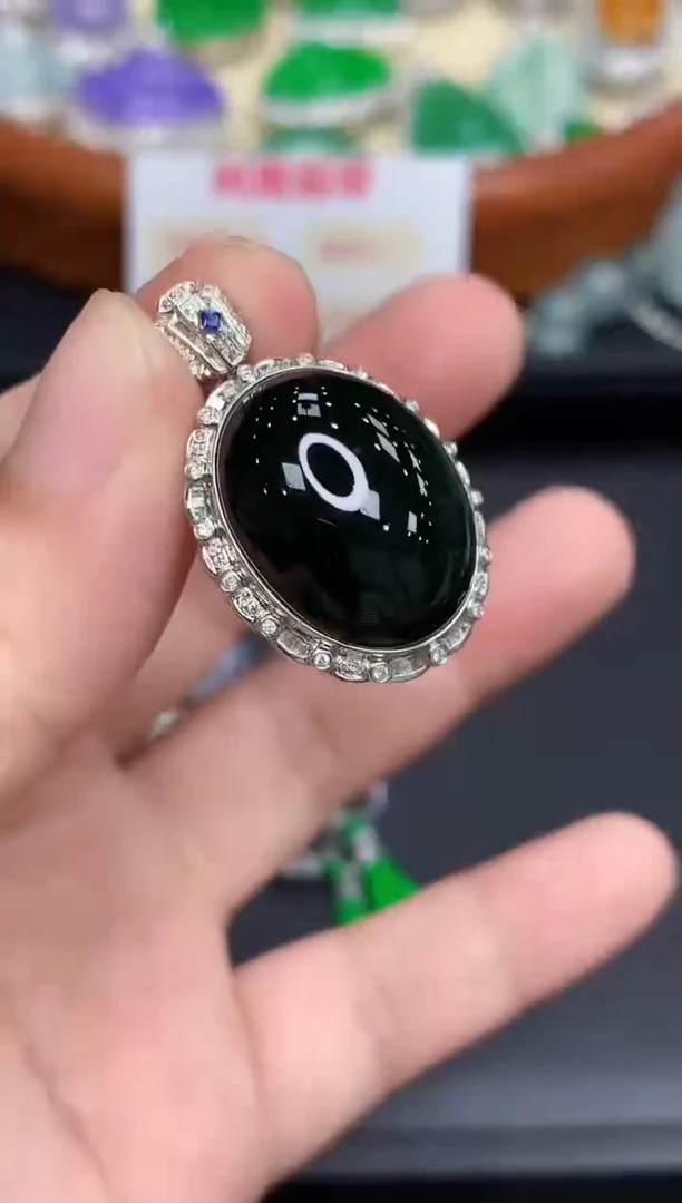 颈饰18K金镶嵌翡翠526-中国好珍宝