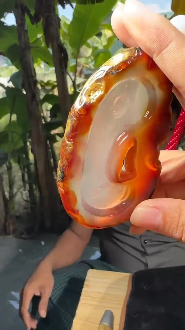 【闪购商品】玛瑙/玉髓珠宝奇石未镶嵌拍一发一