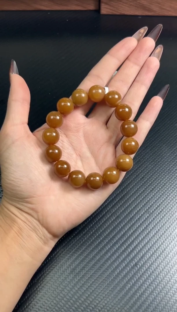 未镶嵌手串和田玉若羌微色差卡14Mm