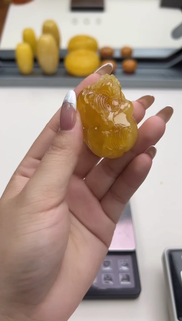 裸石琥珀未镶嵌琥珀蜜蜡吊坠