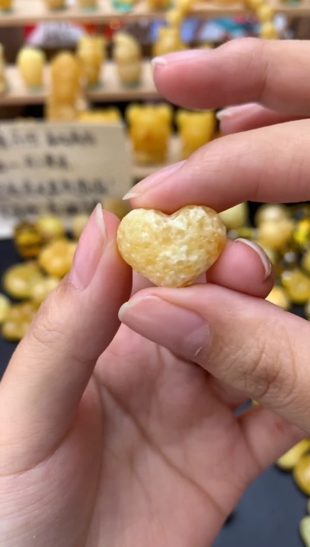 琥珀未镶嵌珠宝奇石075琥珀蜜蜡微瑕