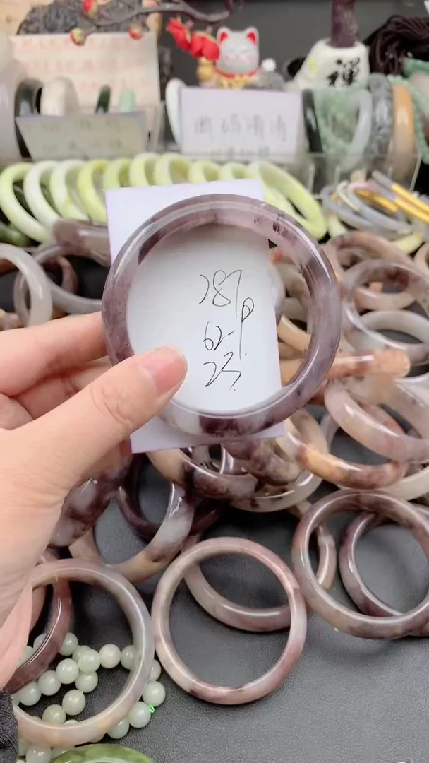 未镶嵌手镯石英质玉287