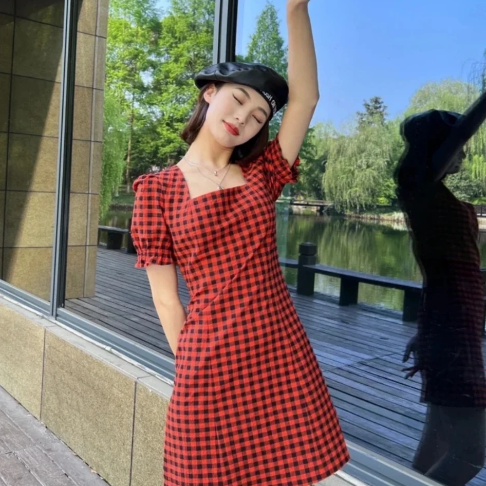 AMASS/阿玛施春夏复古法式方领格纹设计泡泡袖时尚连衣裙 5500405