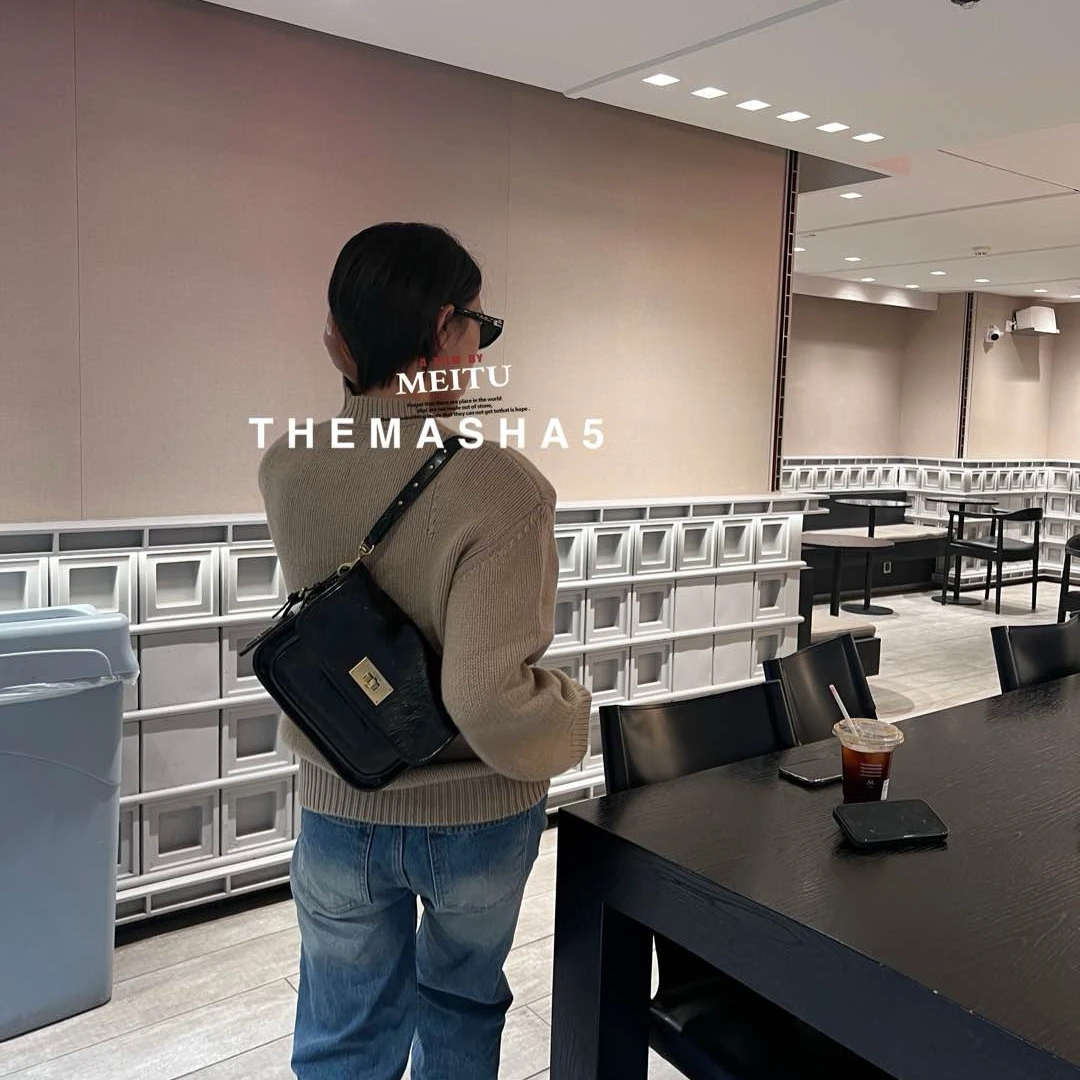 2025春夏新款腋下潮流复古单肩斜挎包时尚女包 99025