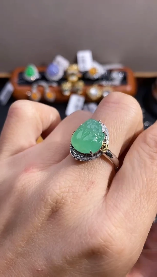 【闪购商品】翡翠戒指18K金镶嵌戒指