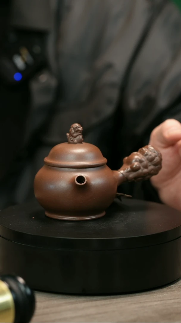 茶壶紫砂宁**证H2158赵信军瑞兽唐羽