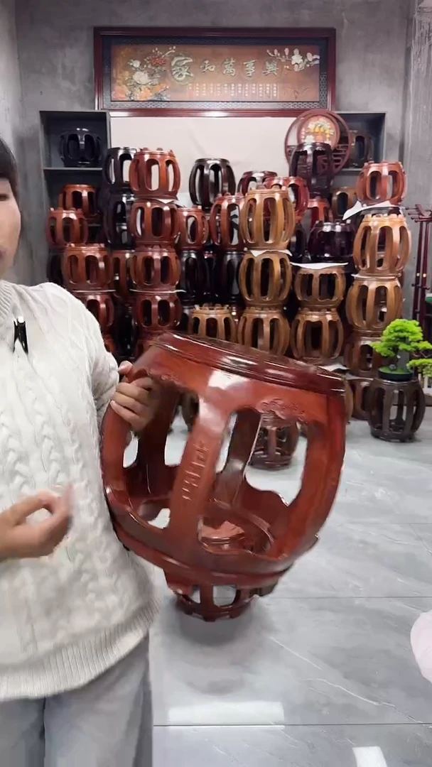 【闪购商品】花梨木类家具花梨色小号雕花鼓凳一对