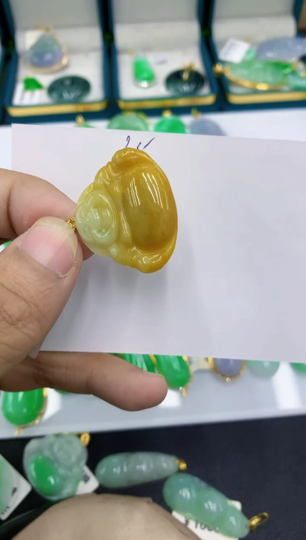 颈饰18K金镶嵌翡翠翡翠