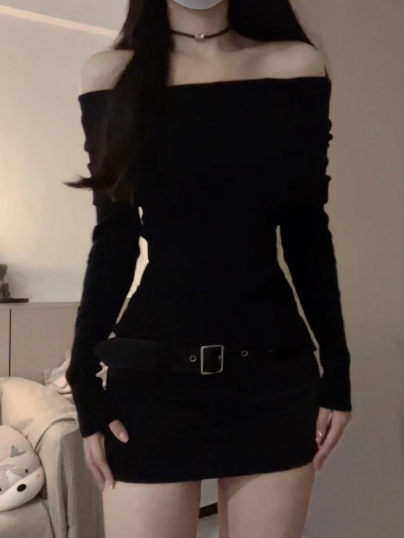 超辣黑色早秋穿搭女黑色一字肩针织上衣低腰辣妹半身皮裙套装
