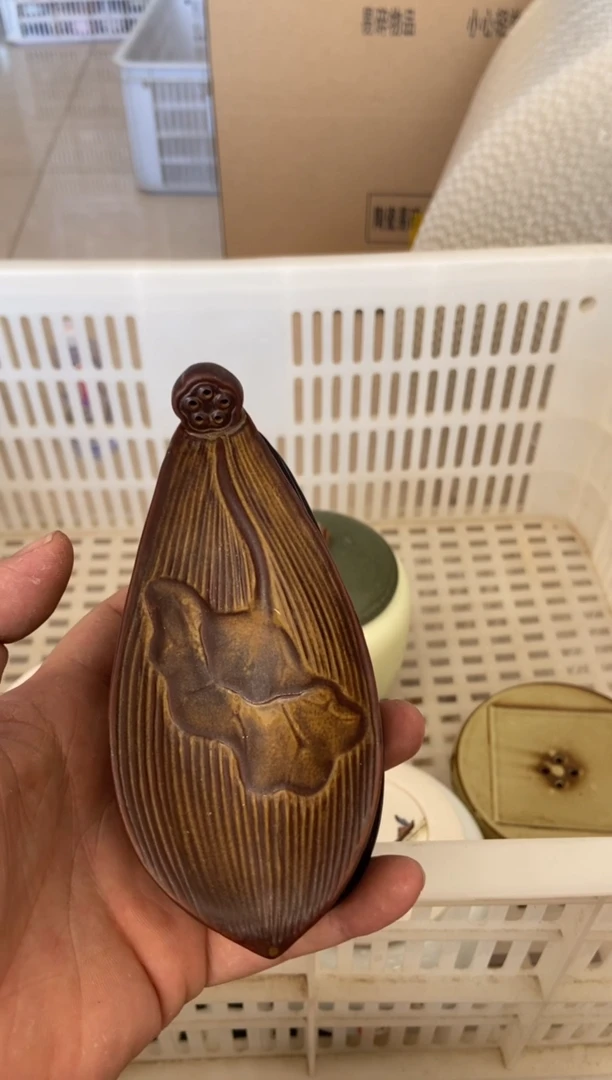 杯无运费险有瑕疵的摄影的产品有使用过的痕迹有点脏介意勿拍