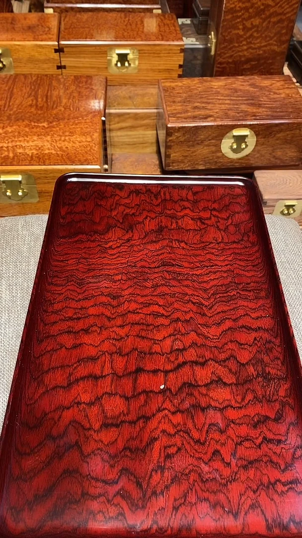 【闪购商品】红酸枝木类木艺茶盘一个