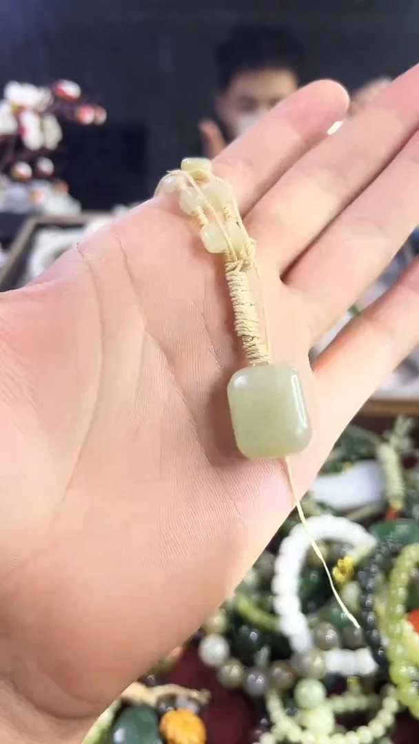 颈饰未镶嵌和田玉多样性发货