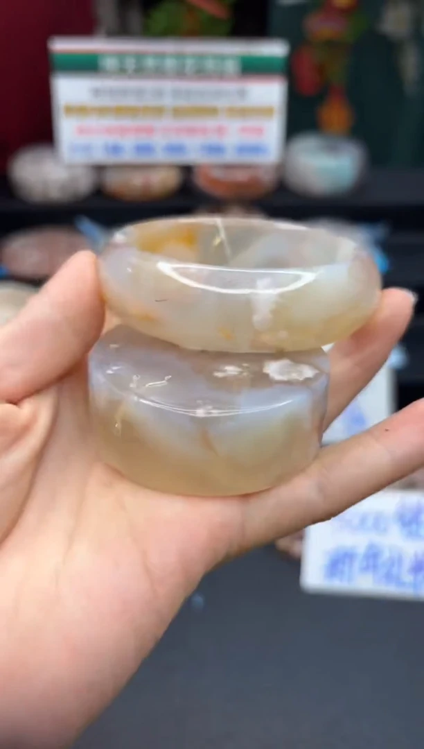 【闪购商品】石英质玉手镯未镶嵌165（56圈赠送镯心）