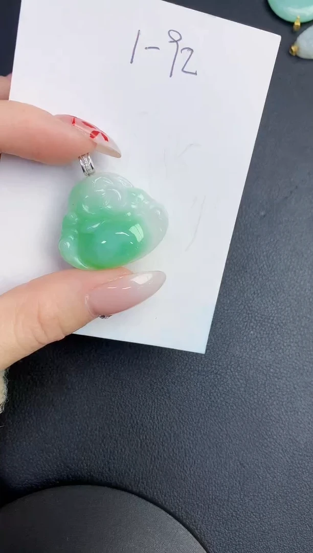 【闪购商品】翡翠颈饰18K金镶嵌0000000000