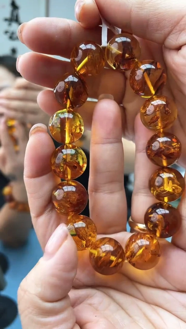【闪购商品】琥珀珠宝奇石未镶嵌发一件