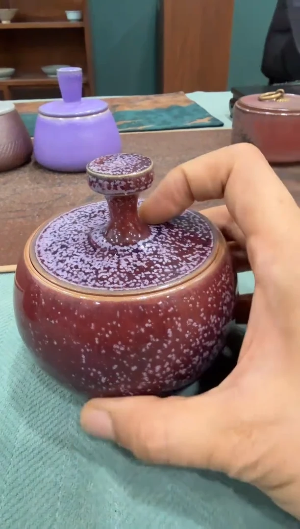 52-3罍型茶仓（钧红加炭釉）