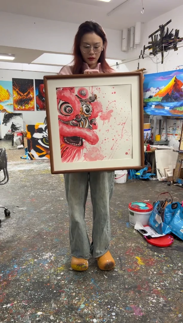 【闪购商品】丙烯画薇精装粉醒狮