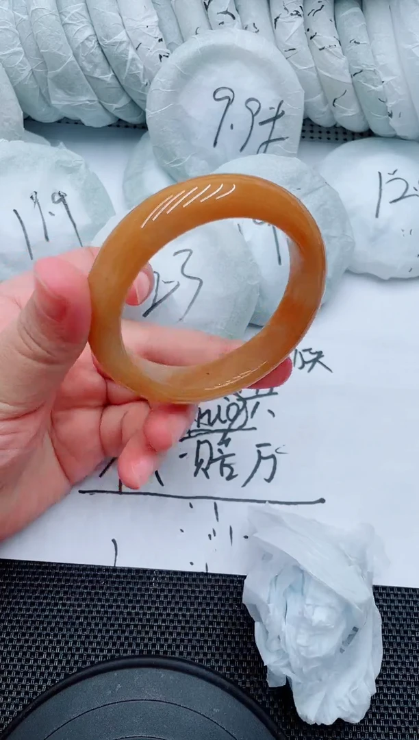 未镶嵌手镯石英质玉78-56-57