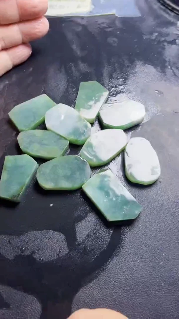 未镶嵌挂件翡翠知**乐天然翡翠124