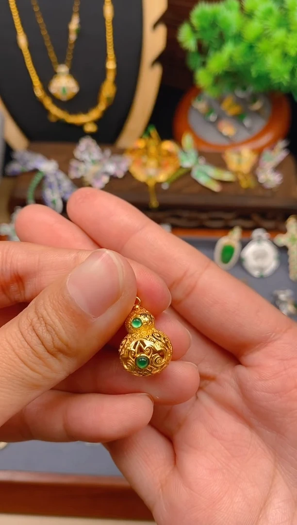 【闪购商品】翡翠吊坠(不含链)银S925镶嵌花丝葫芦