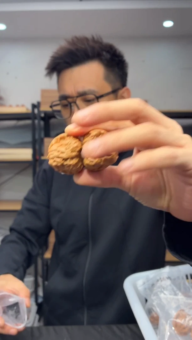 把件文玩核桃K**?蛤蟆头