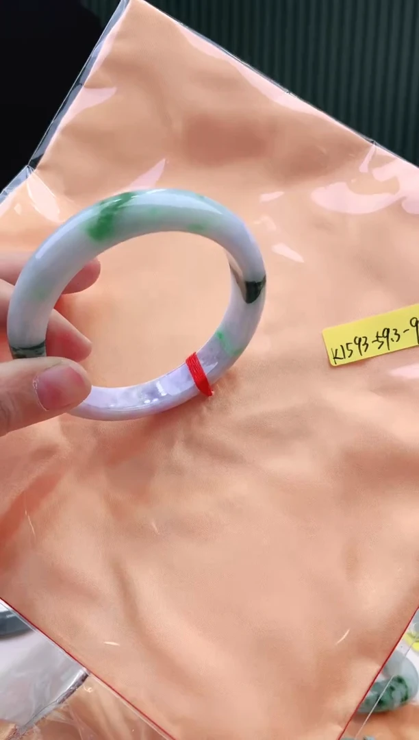 未镶嵌手镯翡翠59