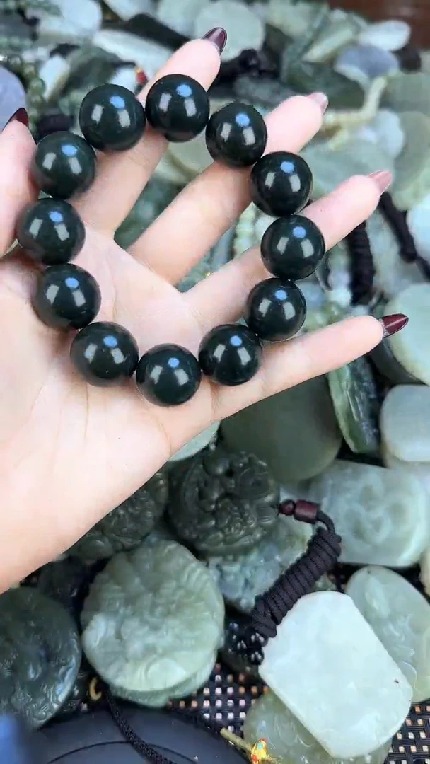 吊坠(不含链)未镶嵌和田玉1
