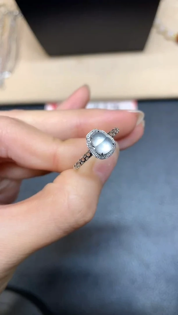 【闪购商品】翡翠戒指18K金镶嵌【无鉴赏期