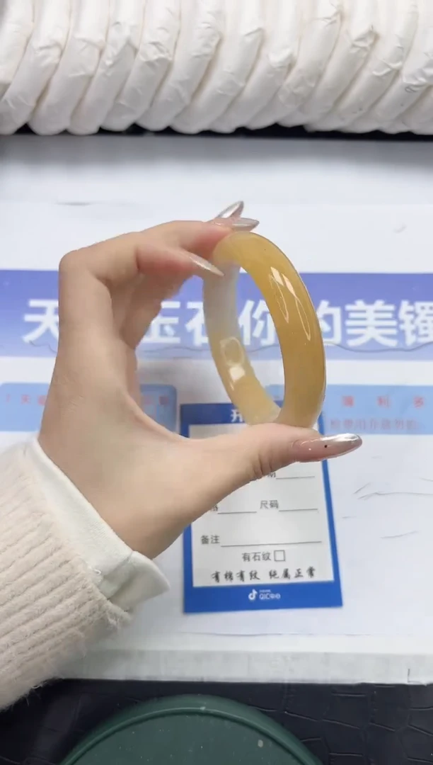 未镶嵌手镯石英质玉18-60